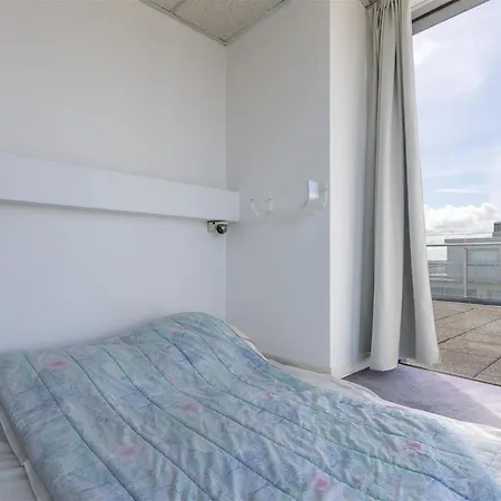 Beautiful Rooftop With Sea View